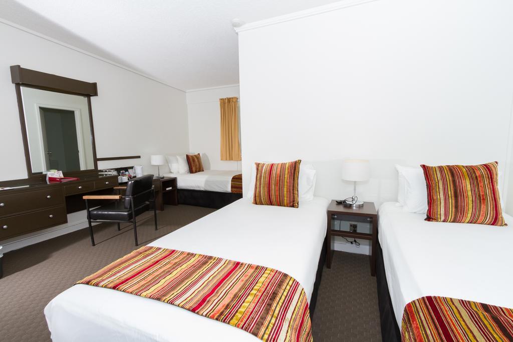 Heartland Hotel האסט מראה חיצוני תמונה