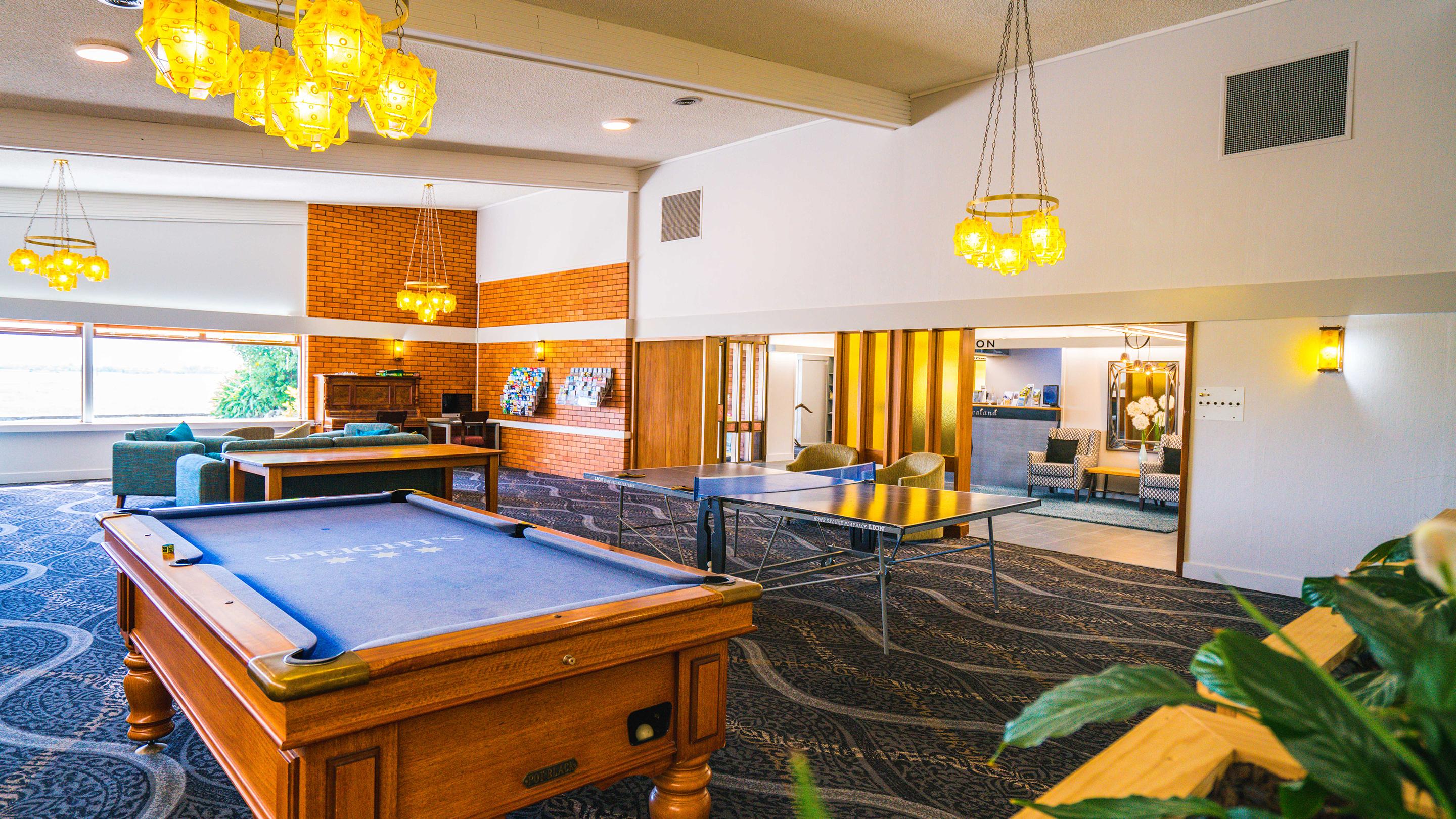 Heartland Hotel האסט מראה חיצוני תמונה