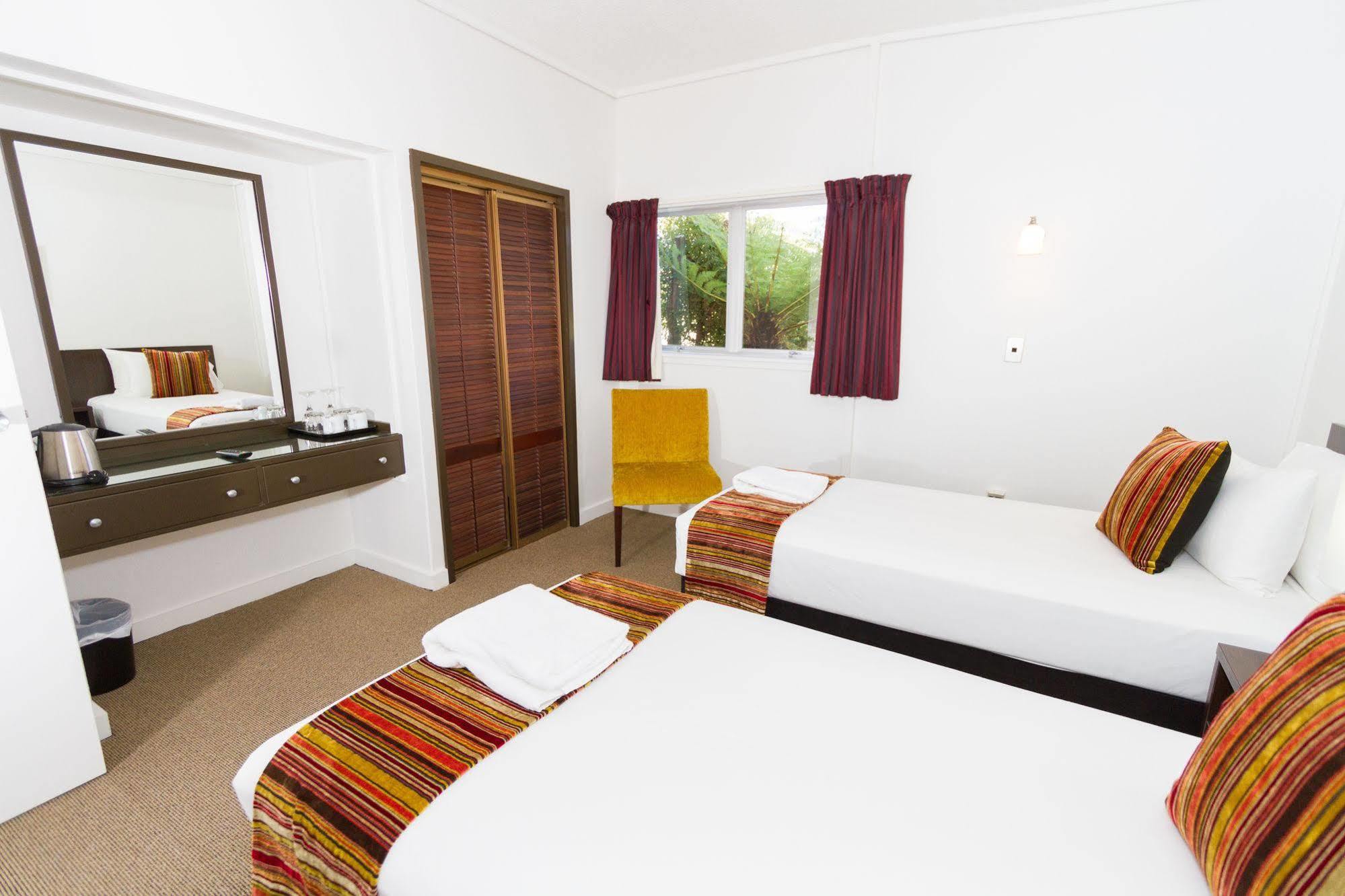 Heartland Hotel האסט מראה חיצוני תמונה