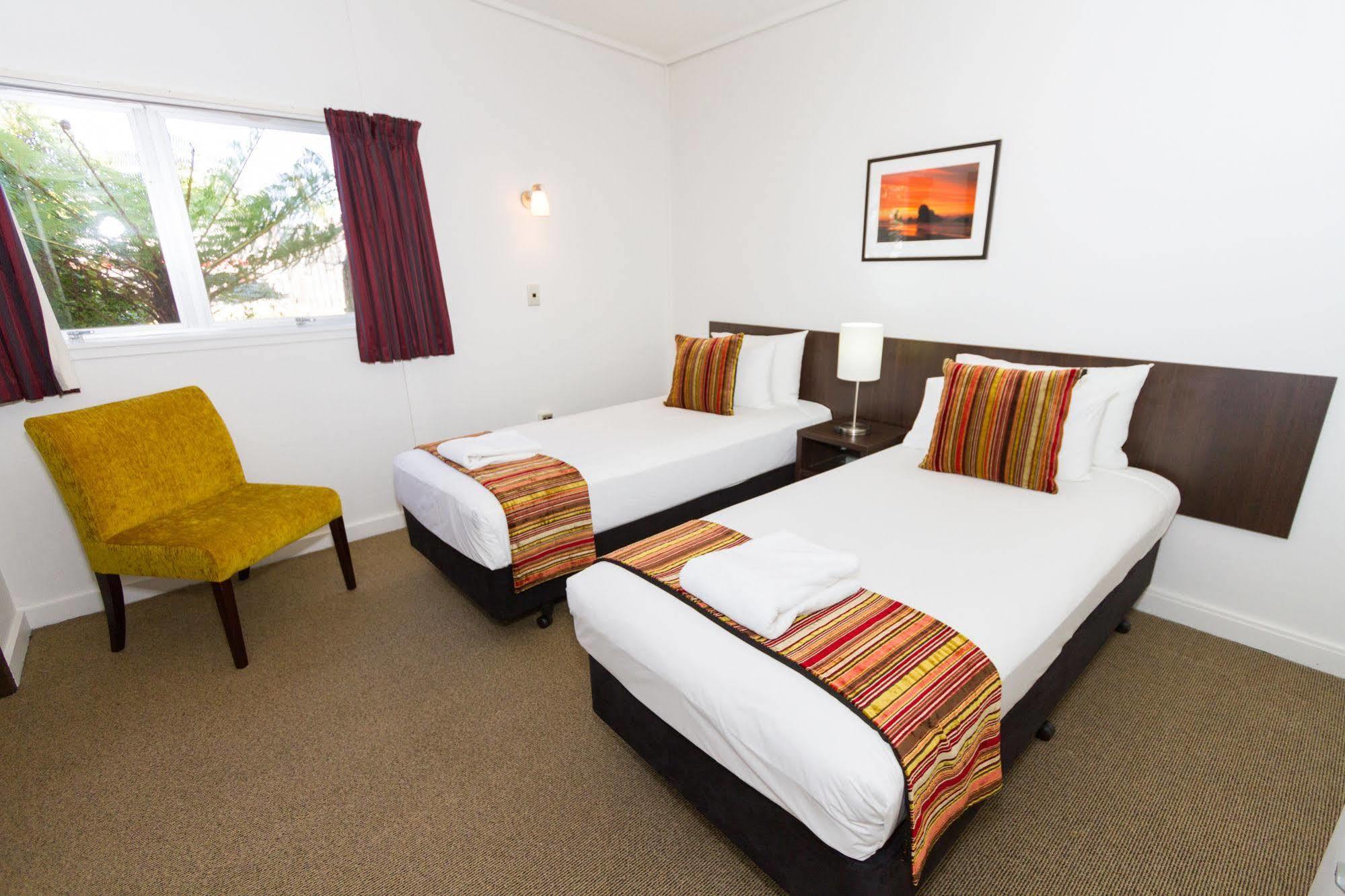 Heartland Hotel האסט מראה חיצוני תמונה