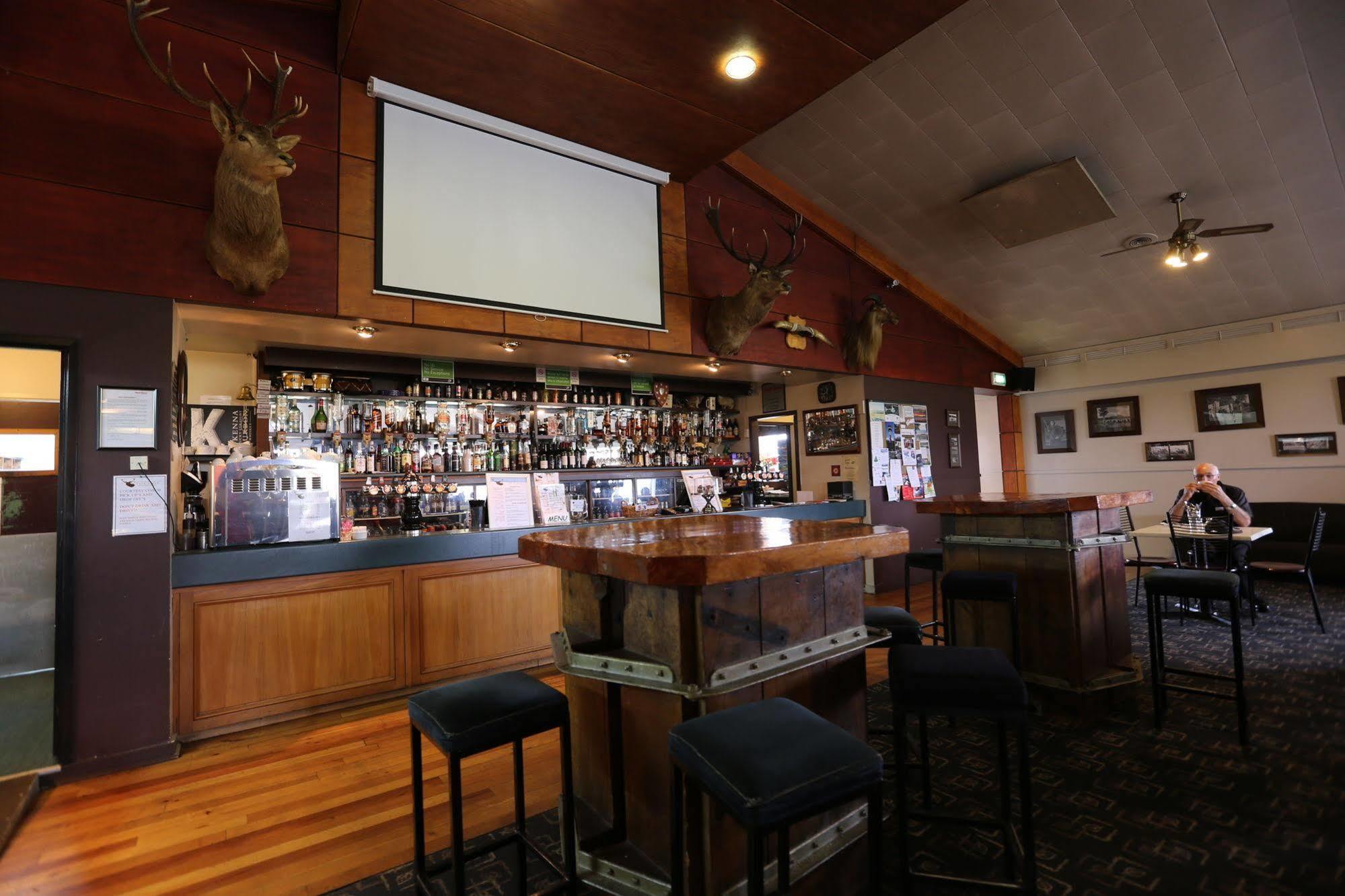Heartland Hotel האסט מראה חיצוני תמונה